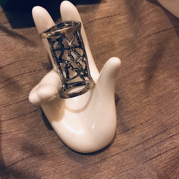 Large Hearts Ring - Picture 2 of 2